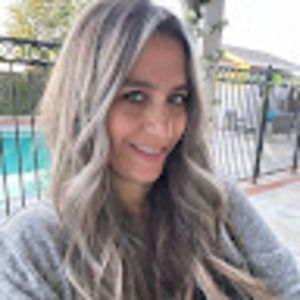 Meet your Posher, Luisa